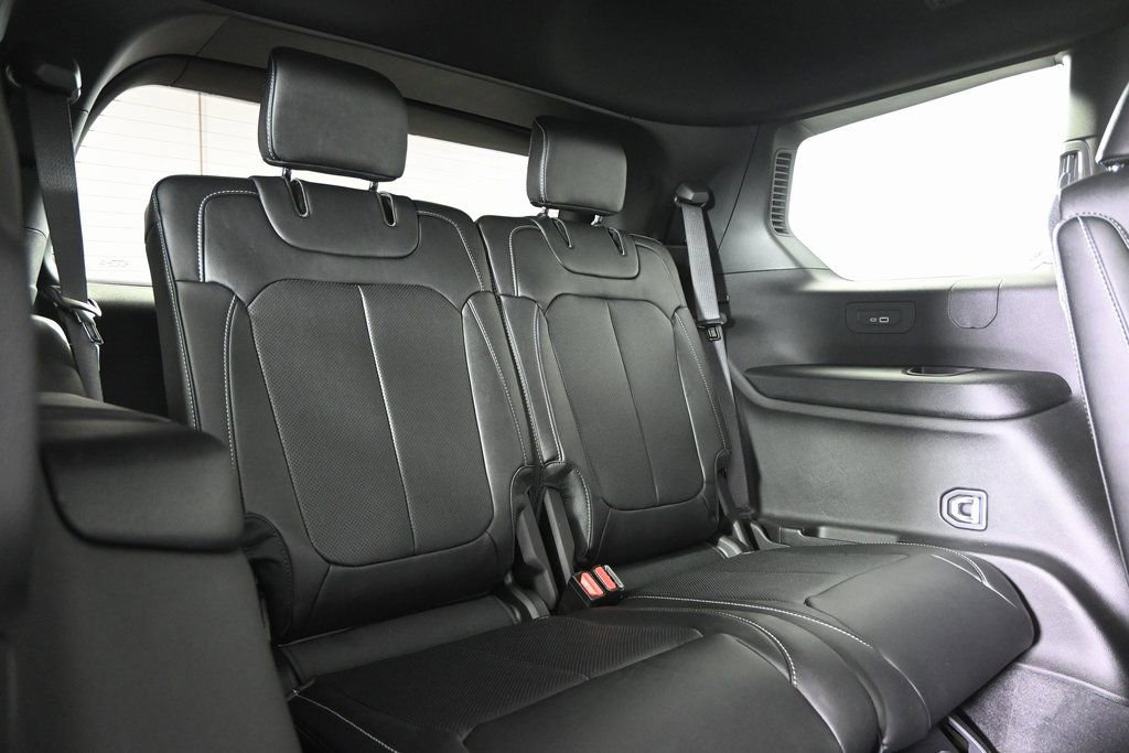 New 2026 Jeep Grand Cherokee L Limited AWD/4WD image 17