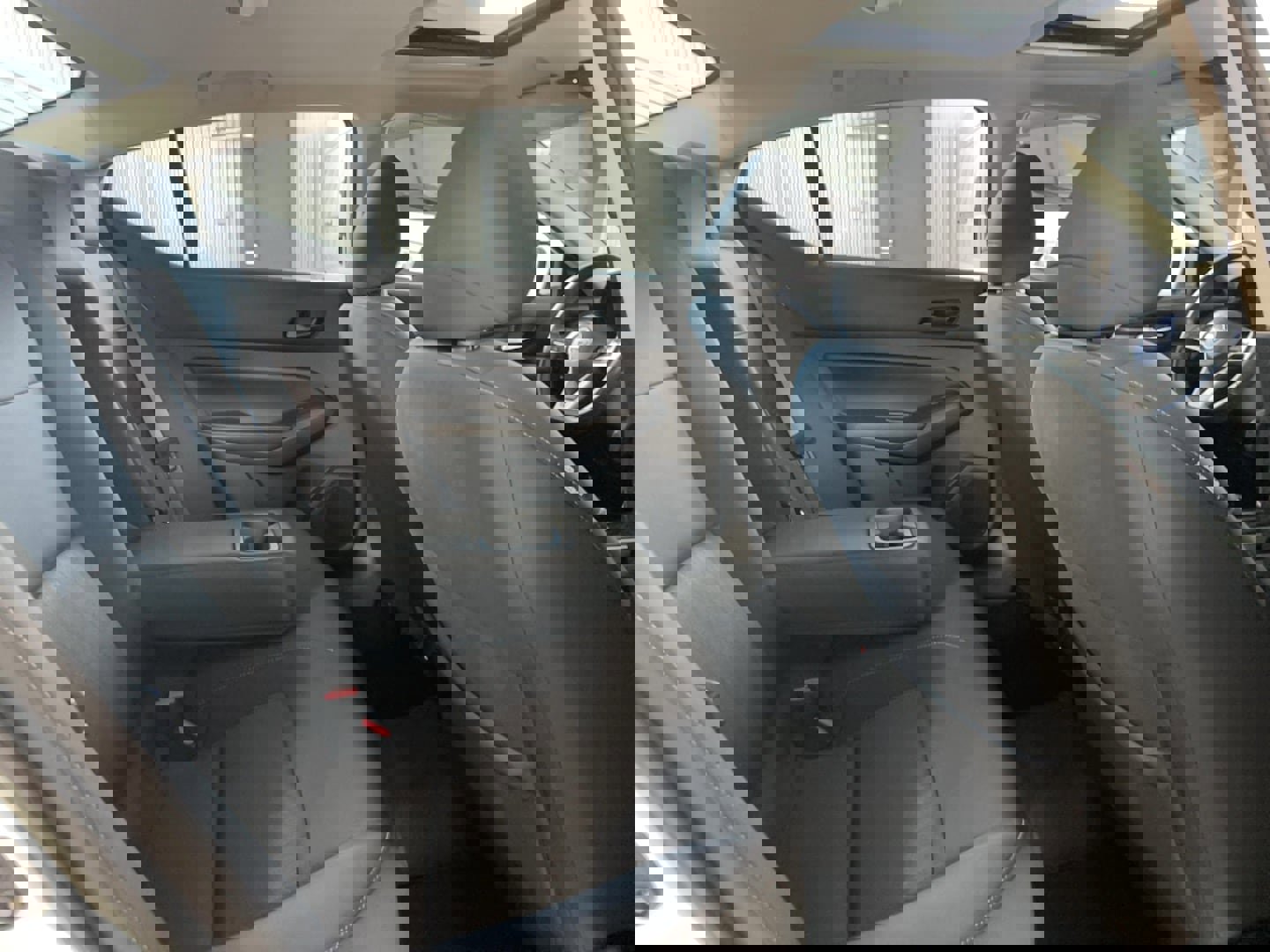 Used 2024 Nissan Altima 2.5 SV w/ SV Premium Package image 20