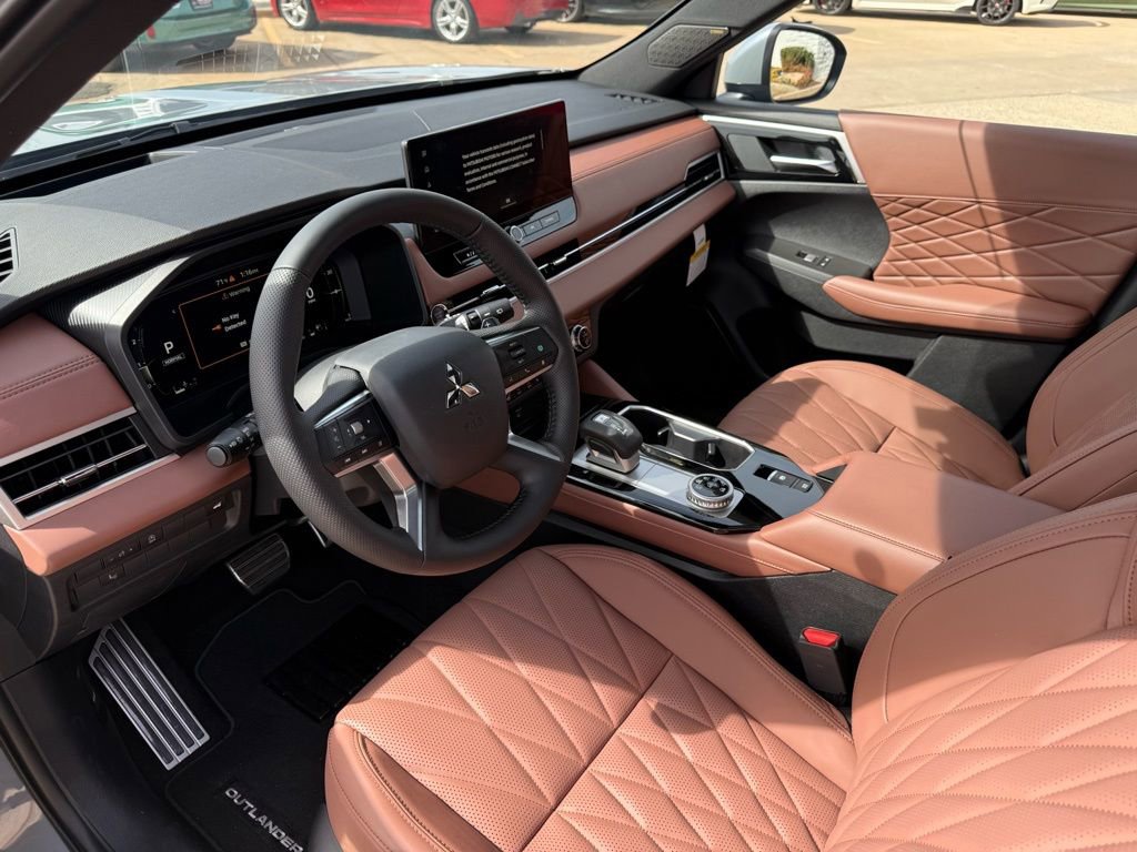 New 2026 Mitsubishi Outlander SEL image 17
