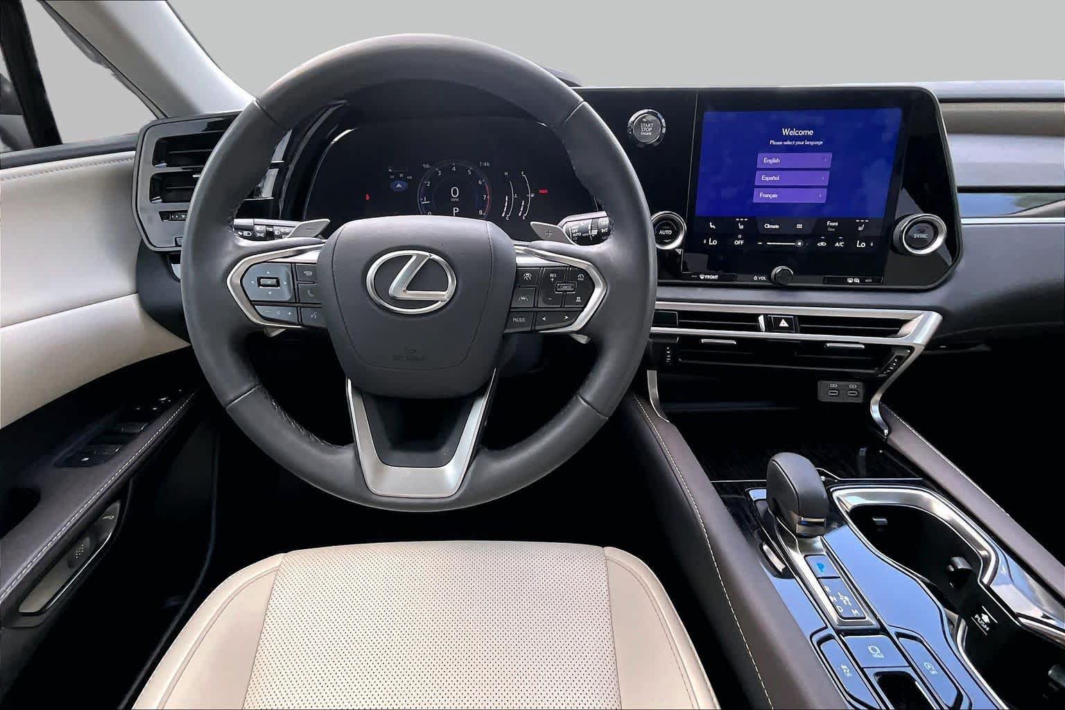Used 2024 Lexus RX 350 FWD w/ Technology Package image 6