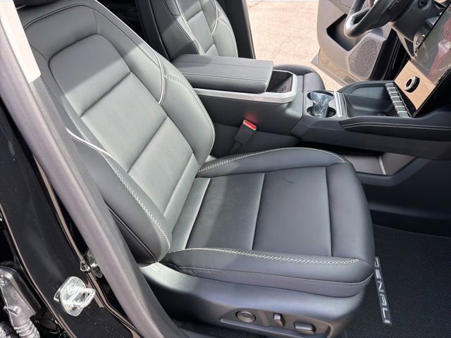 New 2026 GMC Terrain Denali AWD/4WD image 29