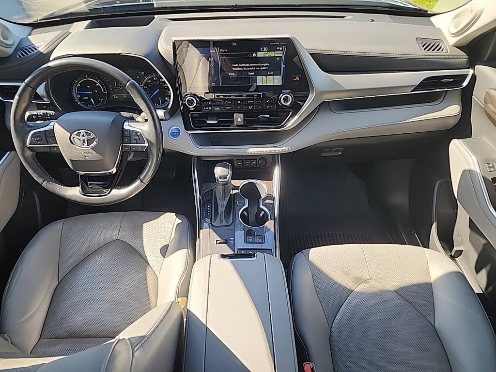 Used 2021 Toyota Highlander Platinum AWD/4WD image 22