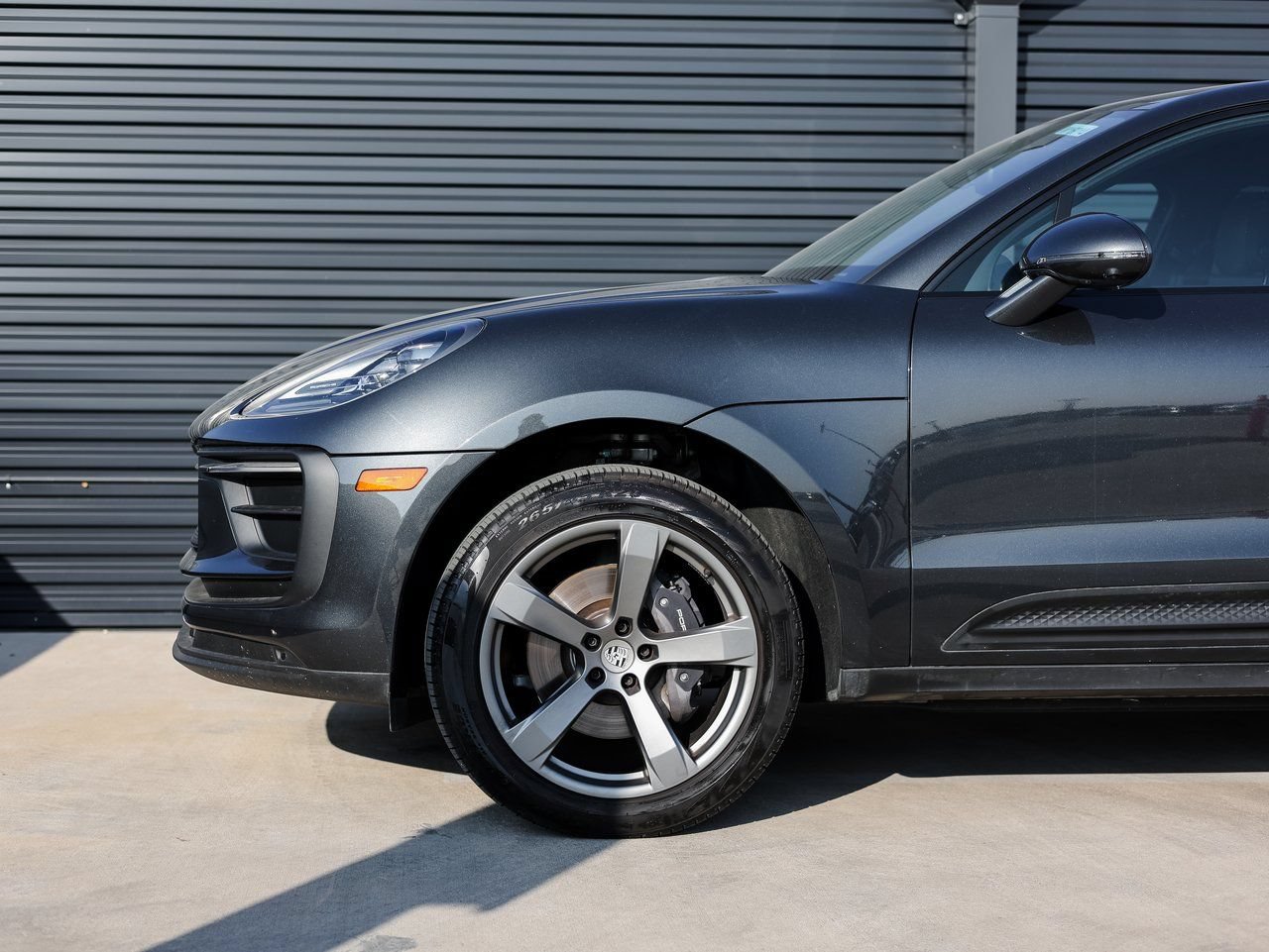 Certified 2026 Porsche Macan AWD/4WD image 11