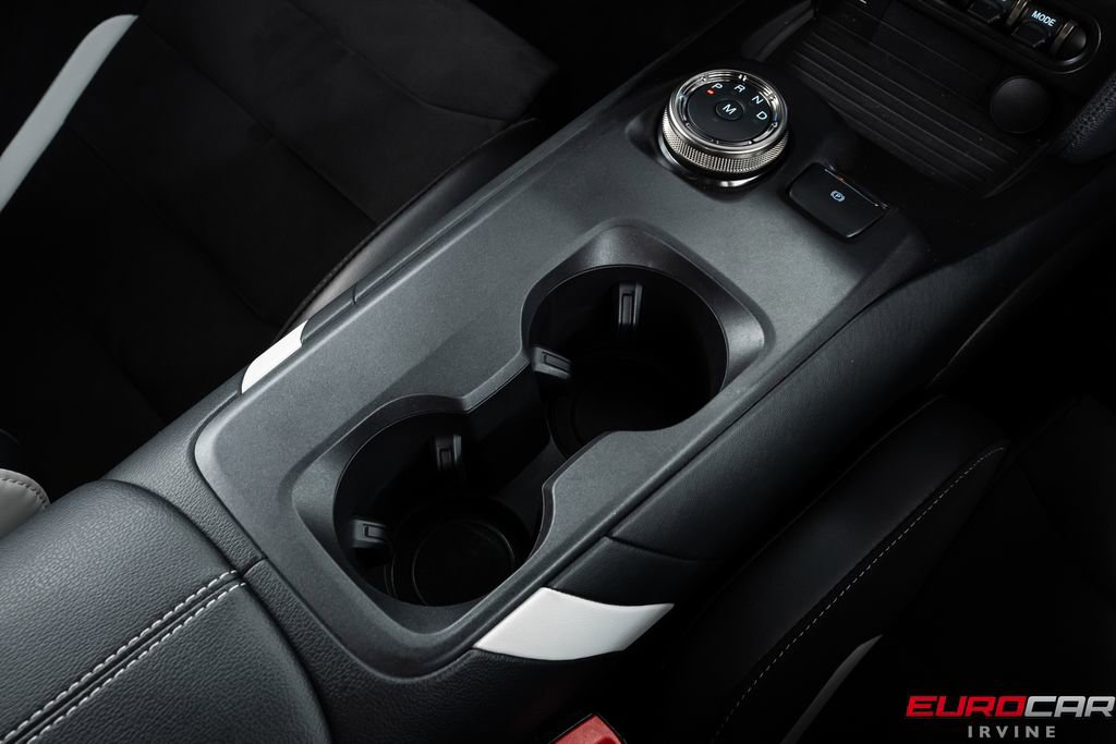 Used 2021 Ford Mustang Shelby GT500 w/ Carbon Fiber Track Pack RWD image 38