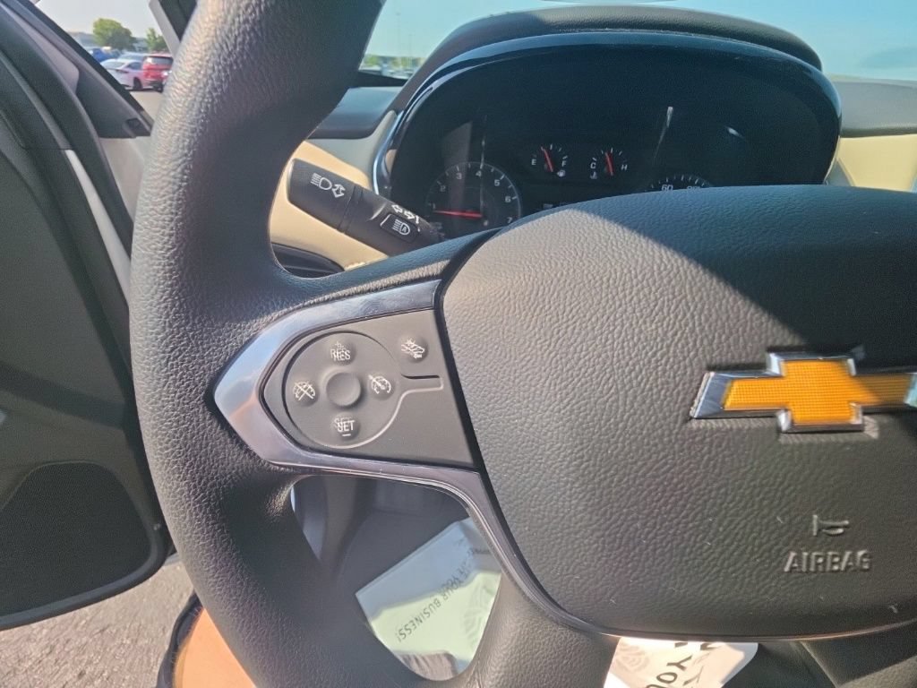 Used 2023 Chevrolet Traverse LS AWD/4WD image 16