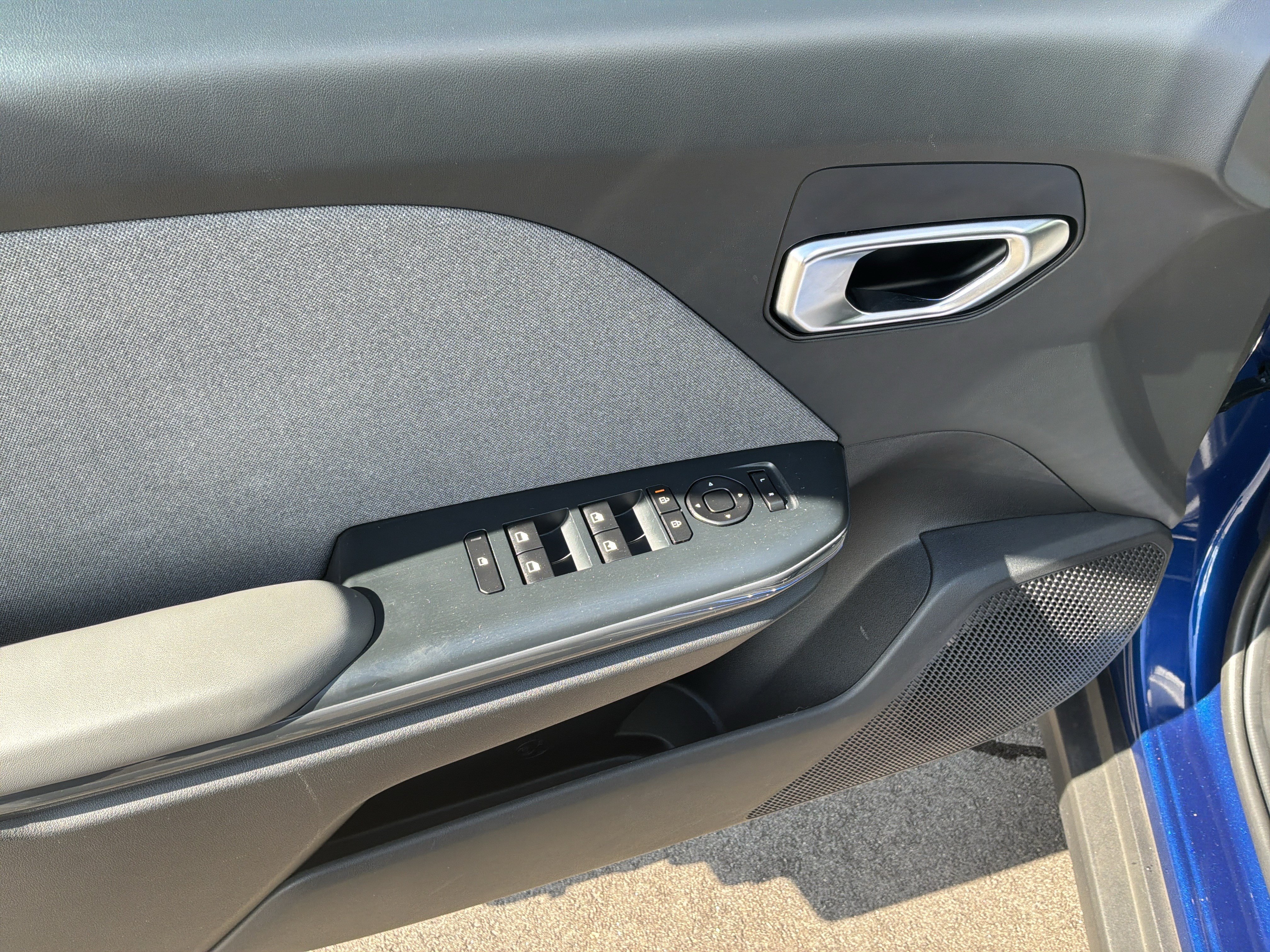 Used 2025 Kia K4 EX FWD image 15