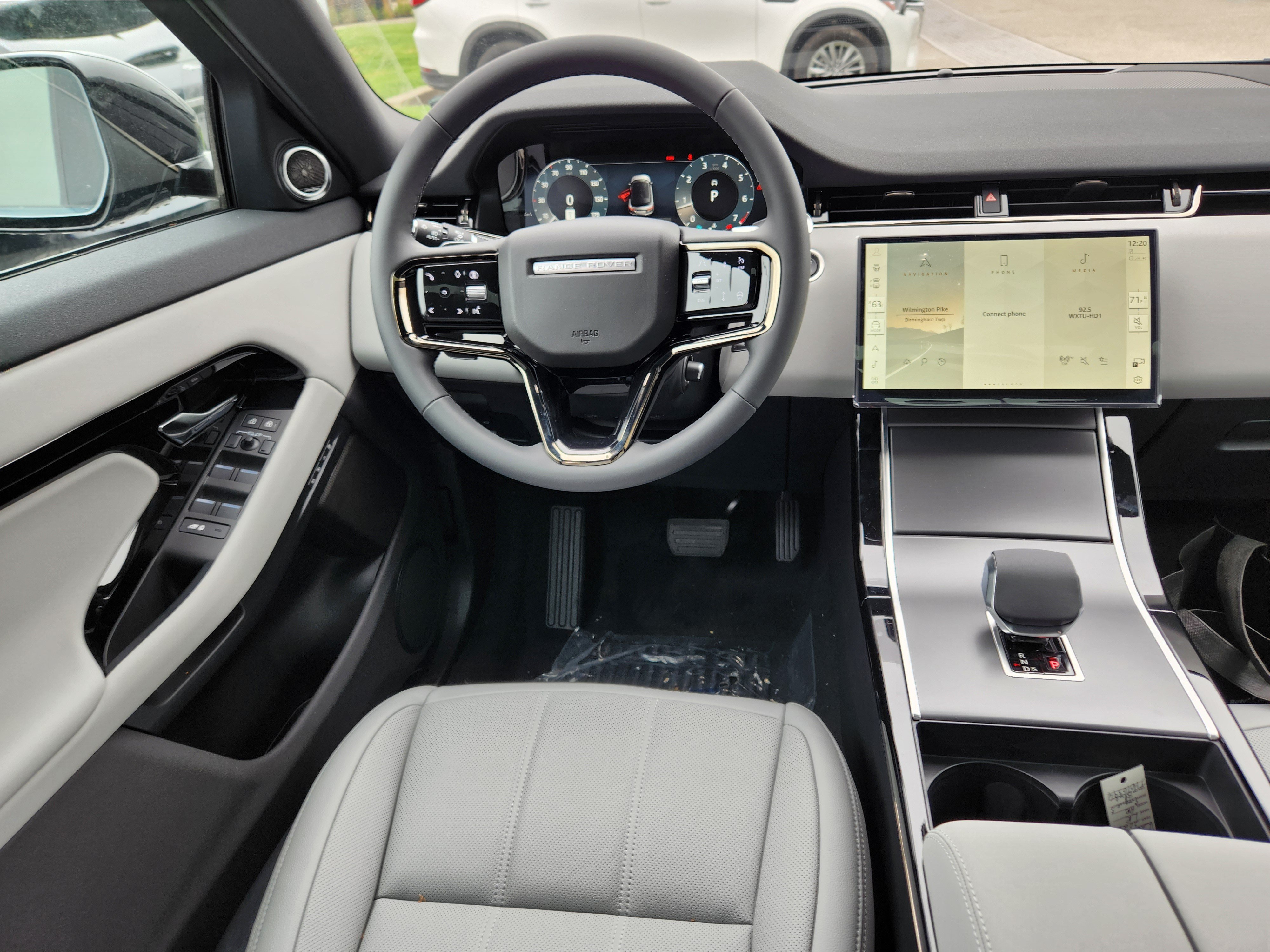 New 2026 Land Rover Range Rover Evoque S AWD/4WD image 14