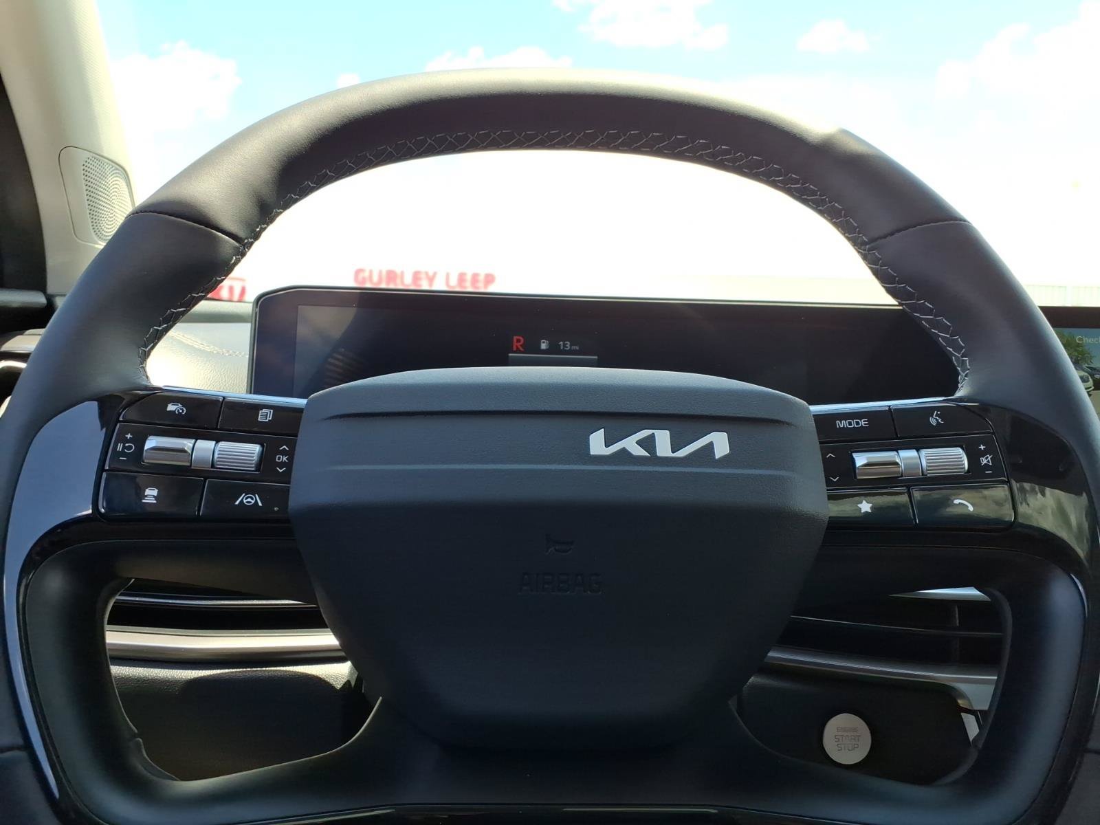 New 2026 Kia Sorento S w/ S Panoramic Sunroof Package FWD image 22