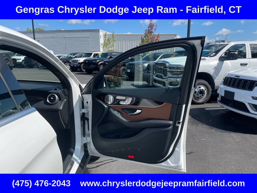 Used 2019 Mercedes-Benz GLC 300 4MATIC Coupe image 19