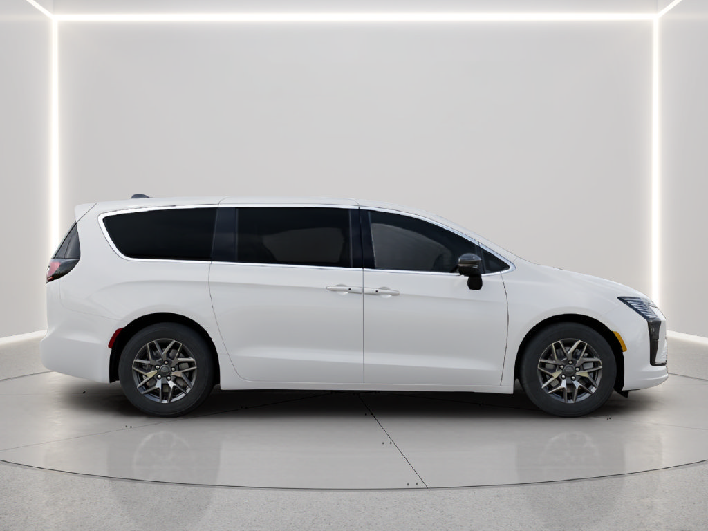 New 2027 Chrysler Pacifica Limited AWD/4WD image 22