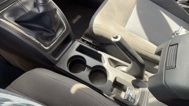 Used 2017 Jeep Patriot Sport image 18