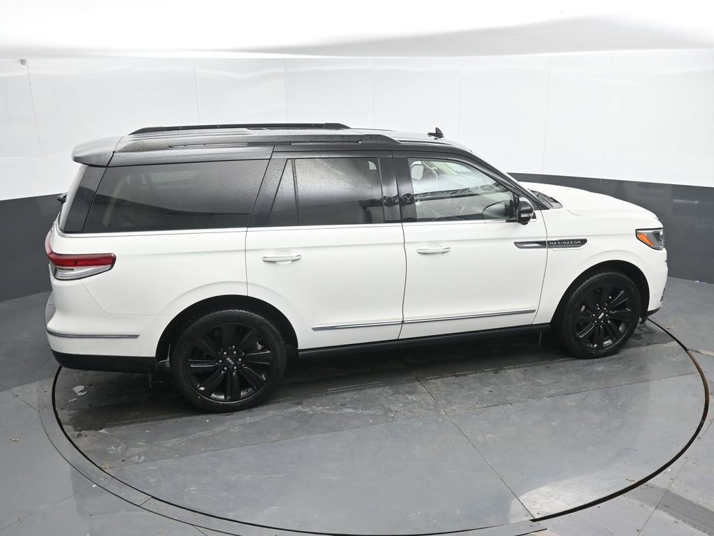Used 2022 Lincoln Navigator Black Label image 38