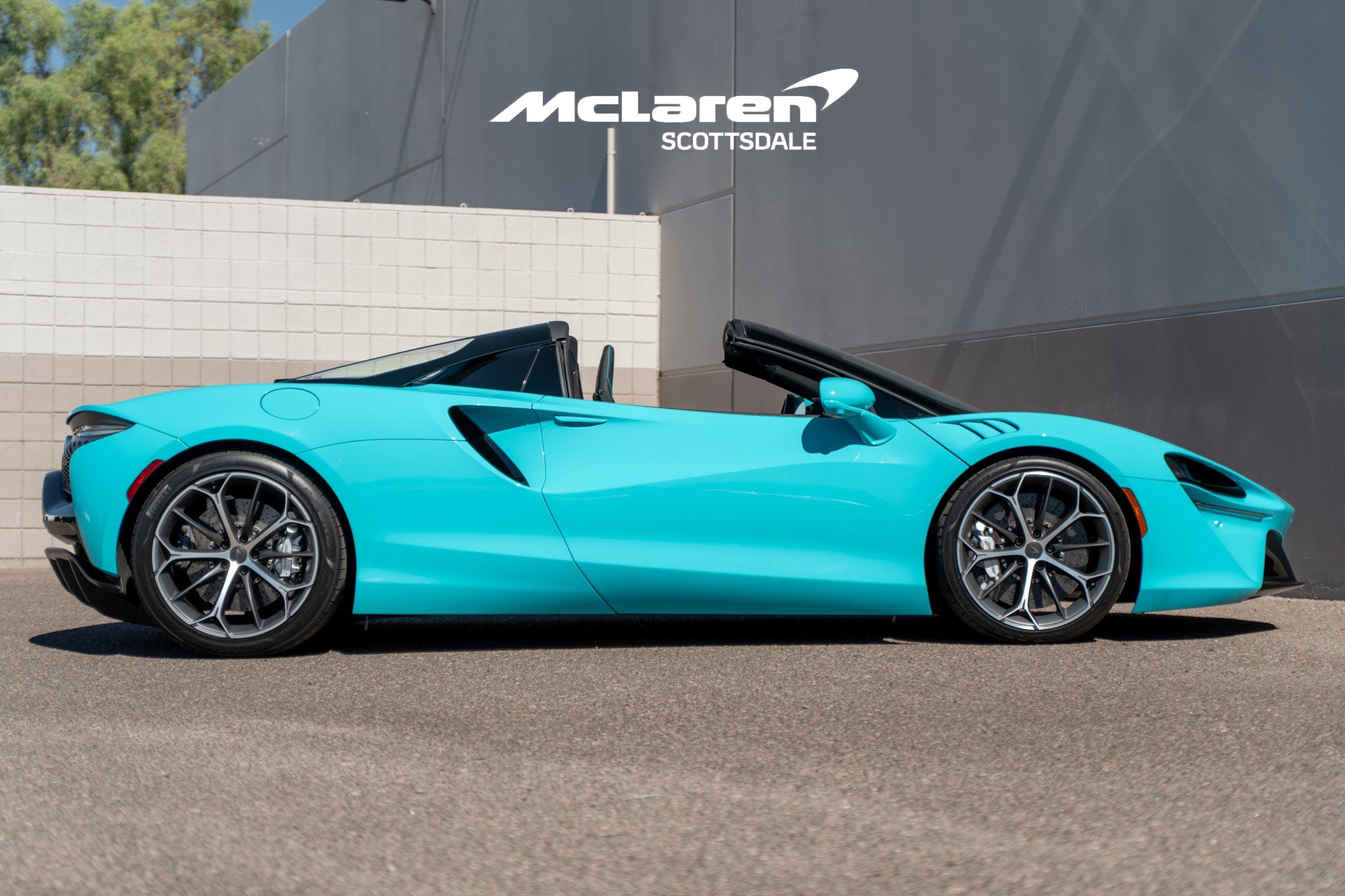 New 2026 McLaren Artura Spider RWD image 8