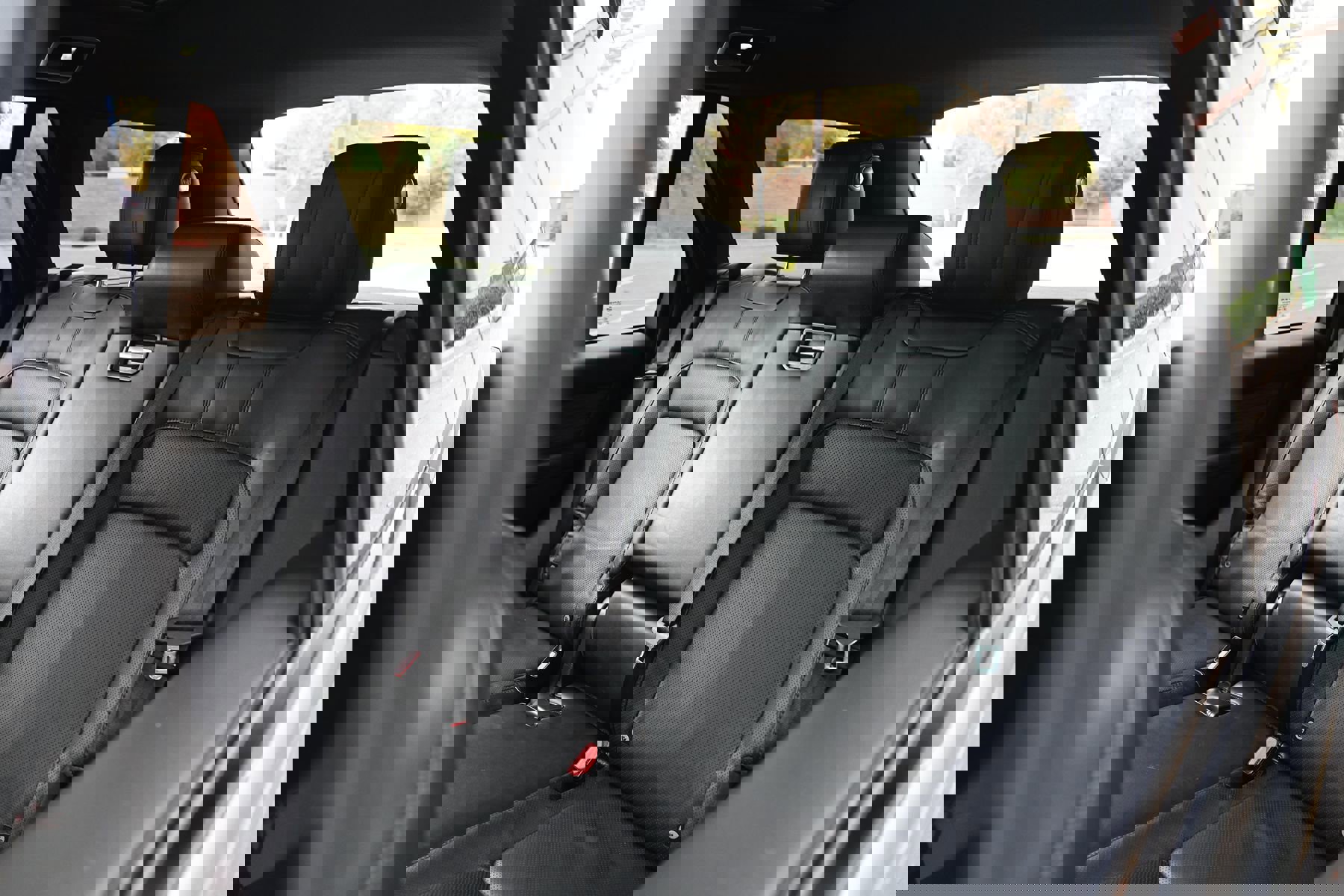 Used 2019 Land Rover Range Rover HSE image 15