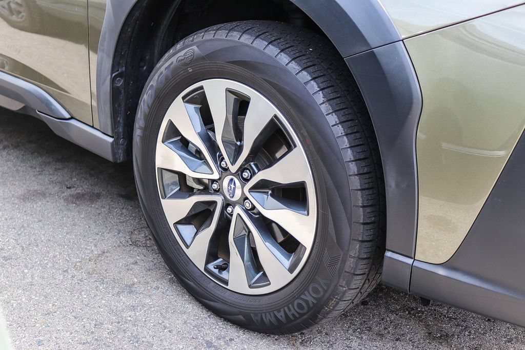 Used 2024 Subaru Outback Limited AWD/4WD image 7