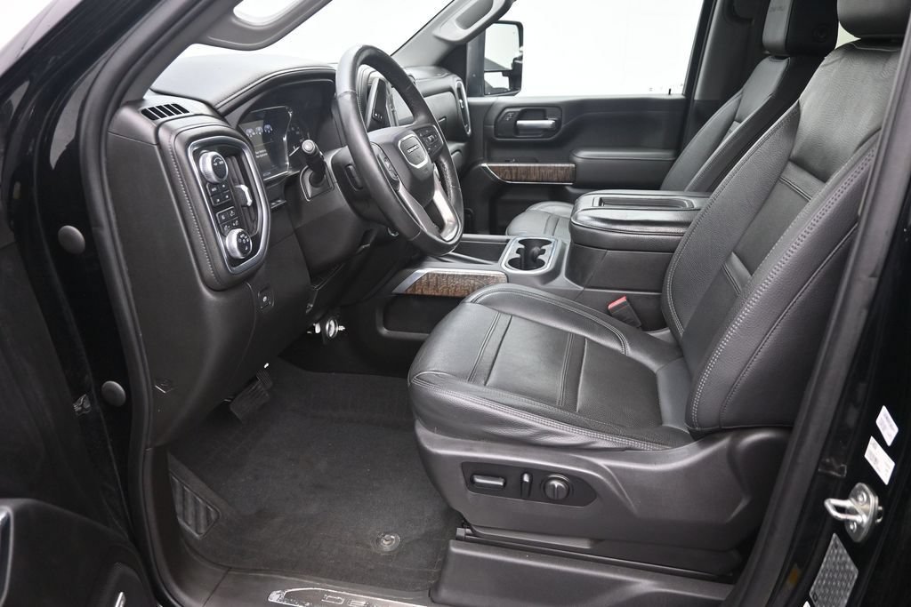 Used 2021 GMC Sierra 3500 Denali w/ Denali Ultimate Package AWD/4WD image 10