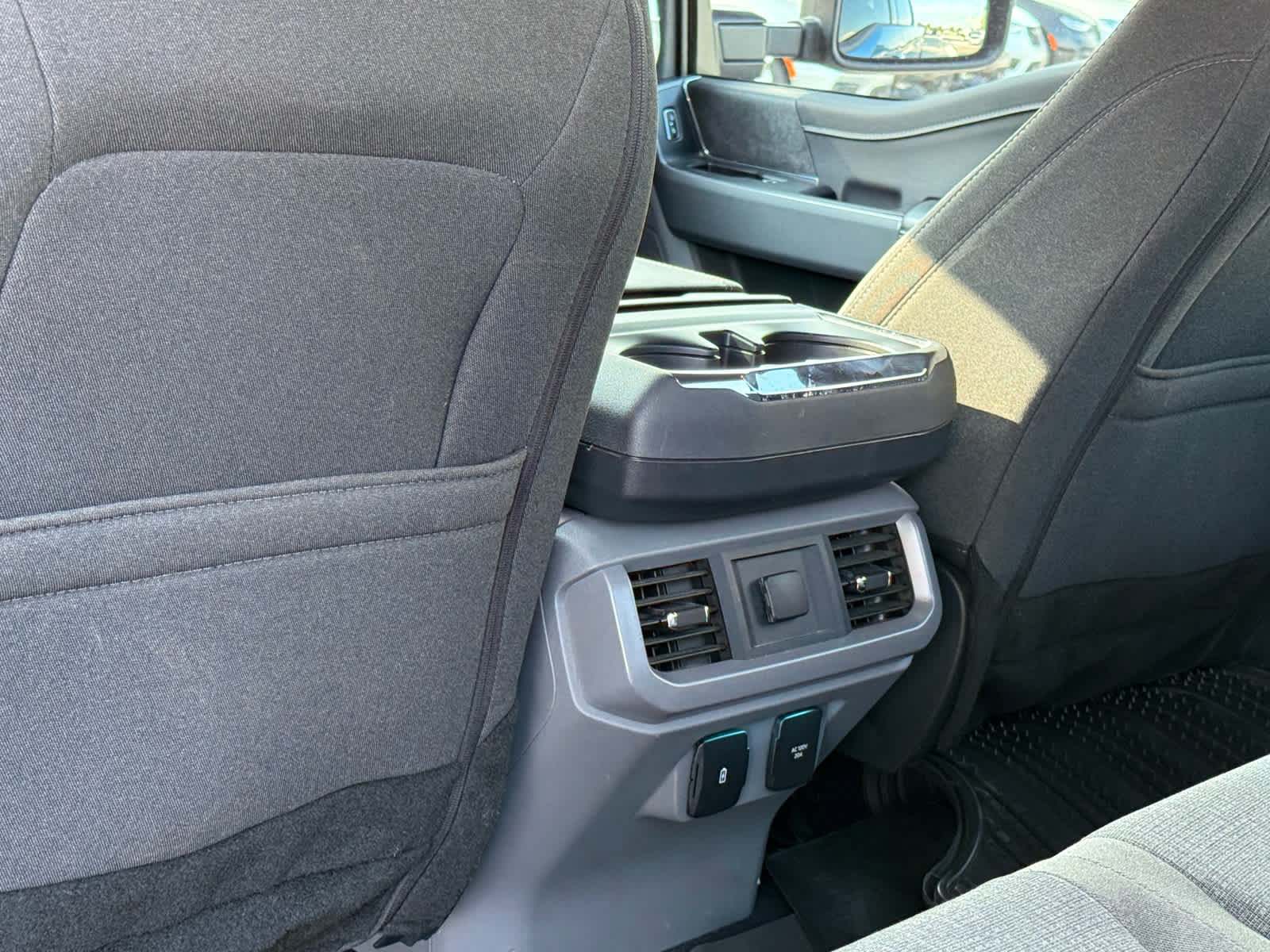 Used 2024 Ford F150 XLT w/ FX4 Off-Road Package AWD/4WD image 26