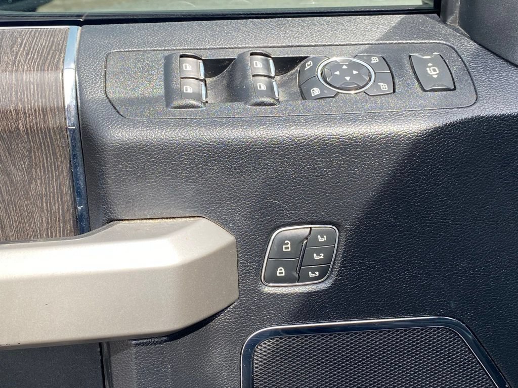 Used 2021 Ford F250 Lariat AWD/4WD image 20