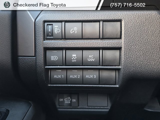 Used 2024 Toyota Tacoma TRD Sport image 12