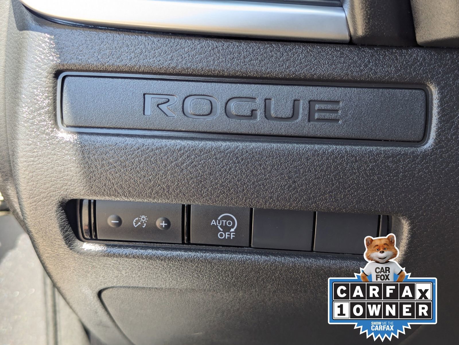 Used 2026 Nissan Rogue S FWD image 32