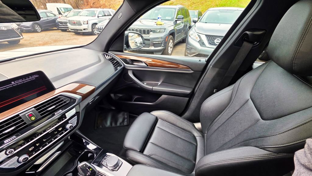 Used 2021 BMW X3 sDrive30i w/ Convenience Package (ZC2) RWD image 11
