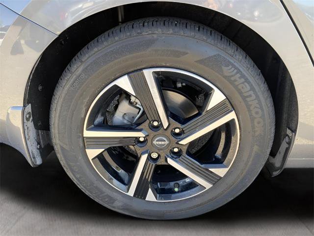 Certified 2024 Nissan Sentra SV image 19