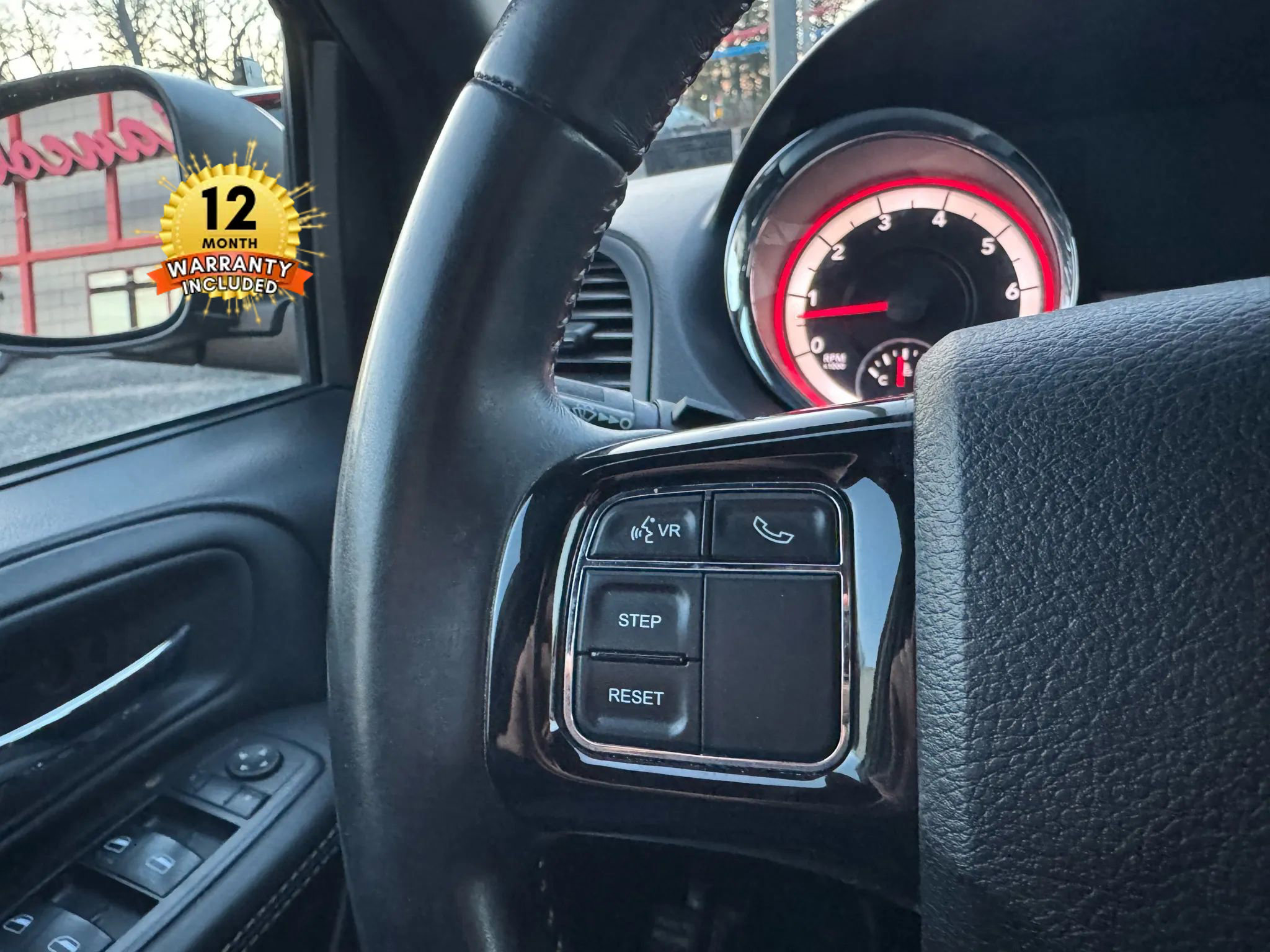 Used 2017 Dodge Grand Caravan SE image 25