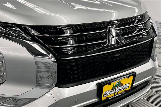 Used 2024 Mitsubishi Outlander SEL image 29