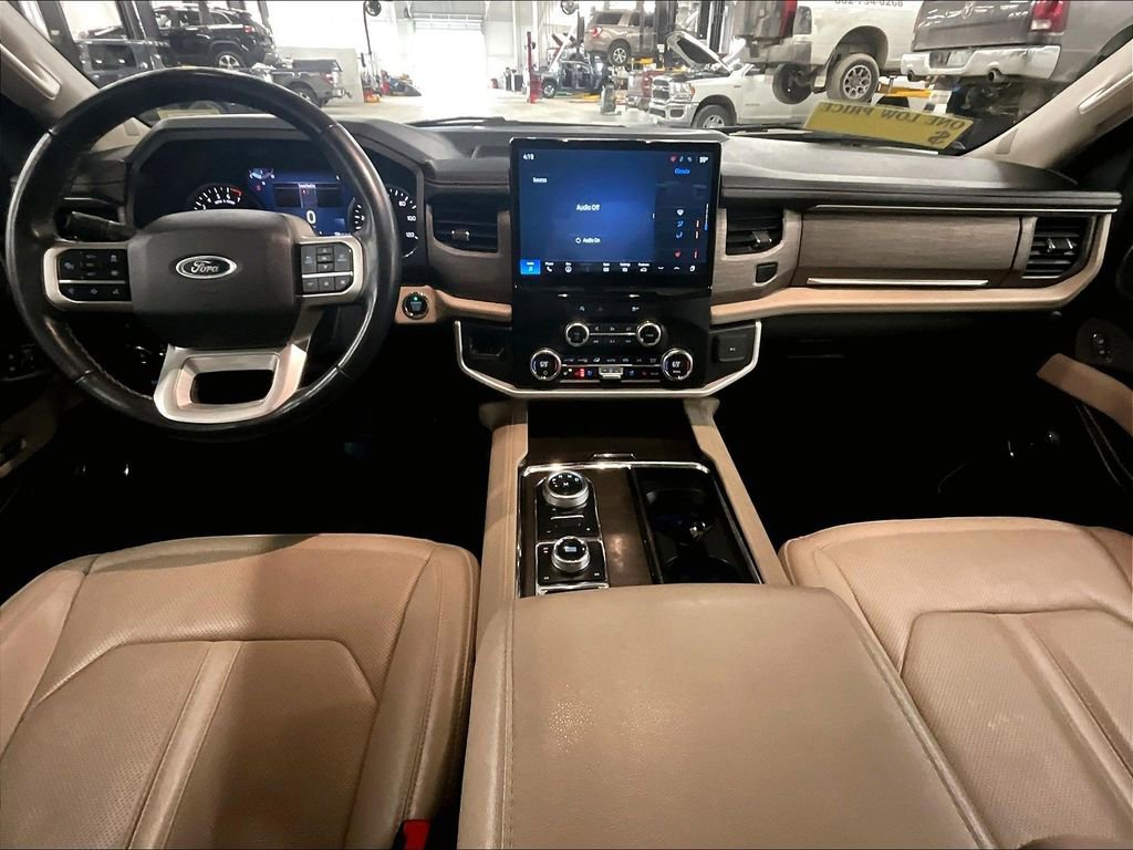 Used 2024 Ford Expedition Max Limited image 22