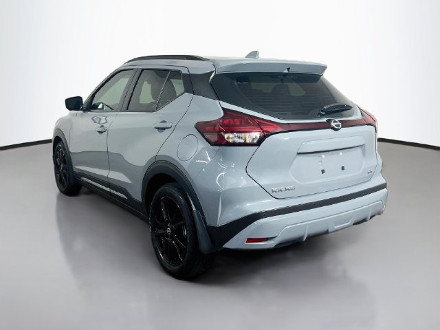 Used 2024 Nissan Kicks SR w/ SR Premium Package FWD image 7