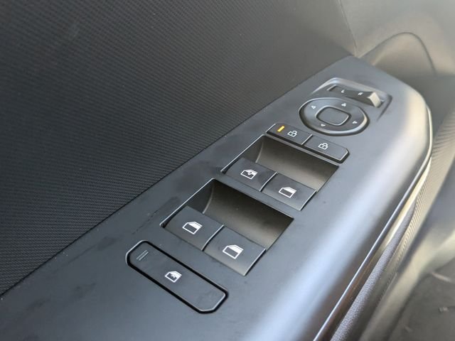 New 2026 Kia K4 FWD image 21