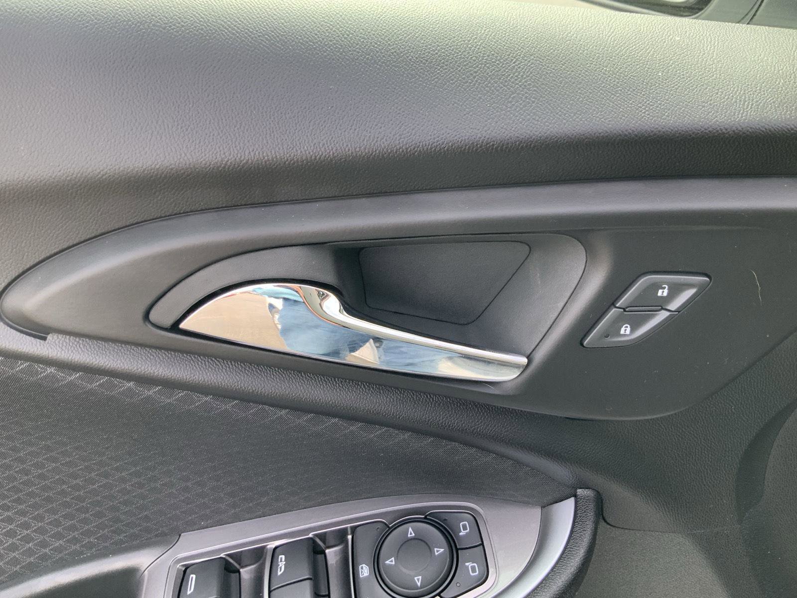 Used 2024 Chevrolet Malibu LT image 19