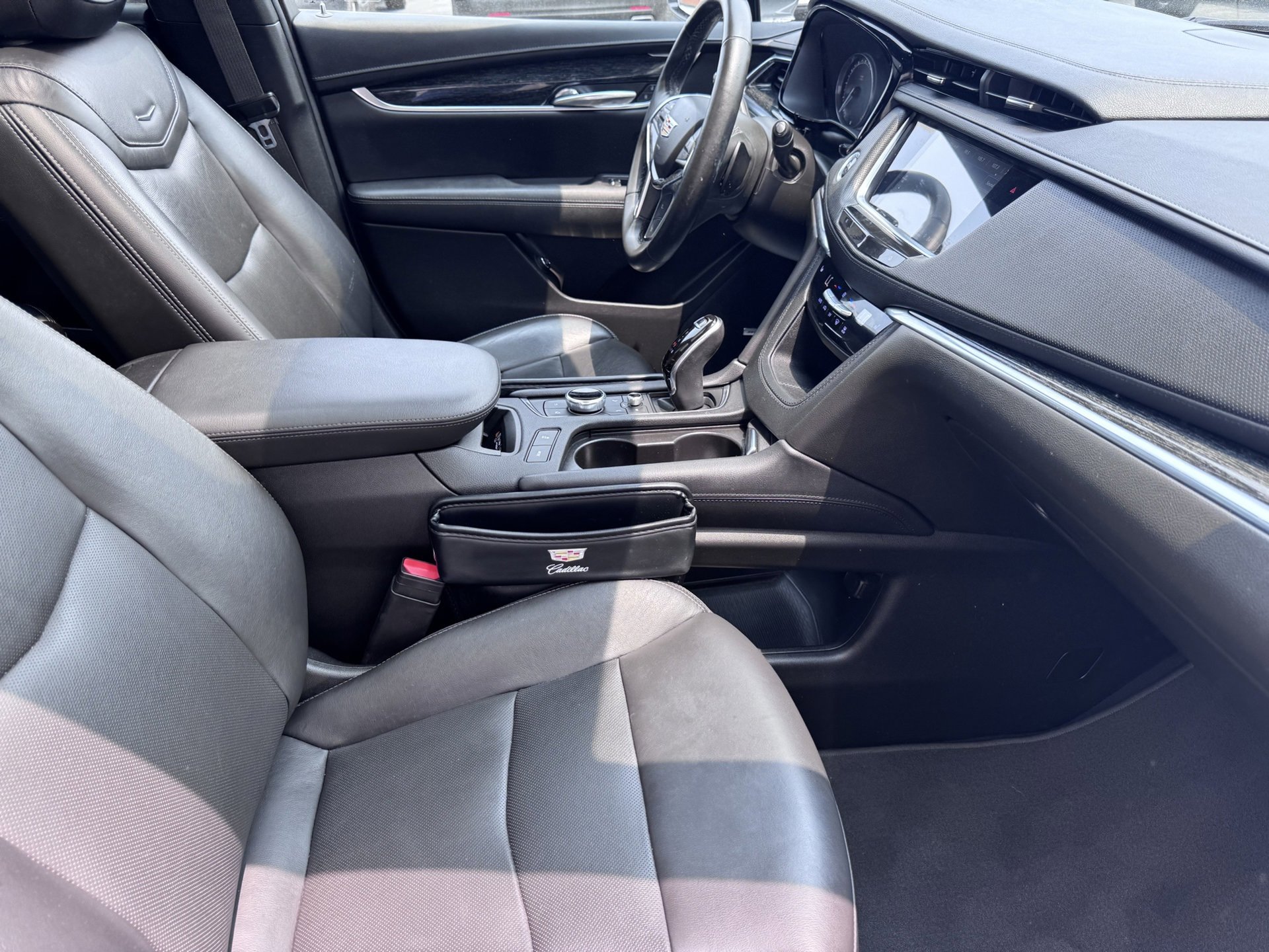 Used 2021 Cadillac XT5 Premium Luxury image 15