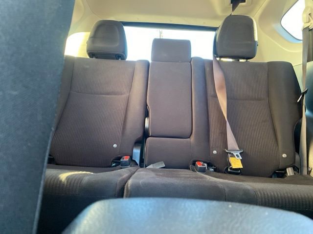 Used 2018 Toyota RAV4 LE image 14