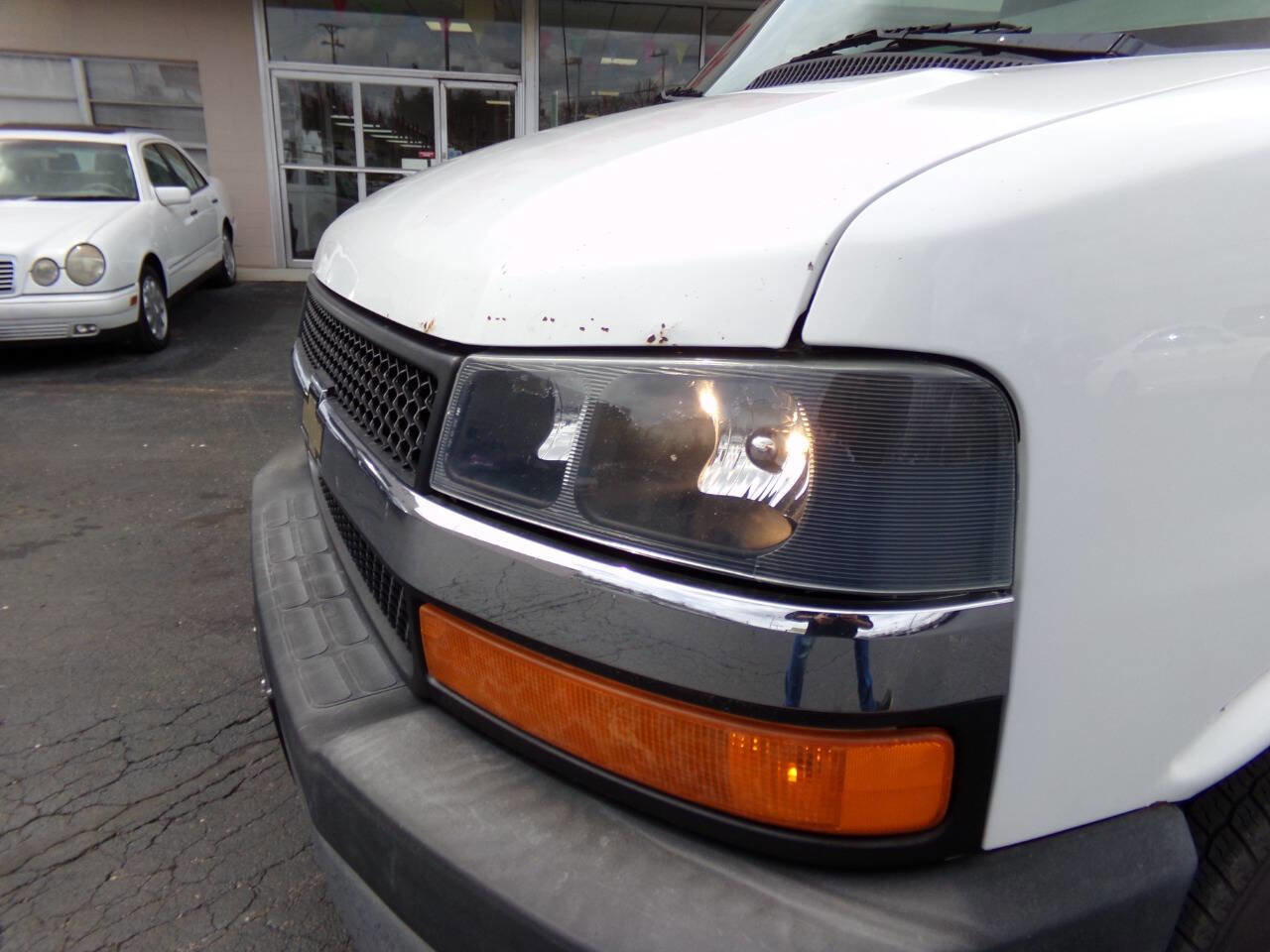 Used 2013 Chevrolet Express 3500 LT w/ LT Preferred Equipment Group RWD image 36