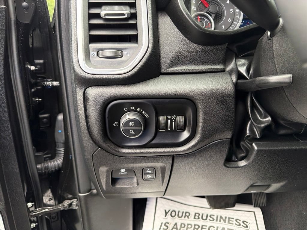 Used 2026 RAM 1500 Laramie AWD/4WD image 16