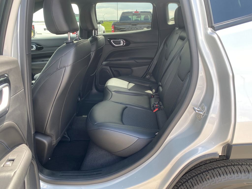 New 2026 Jeep Compass Latitude AWD/4WD image 20