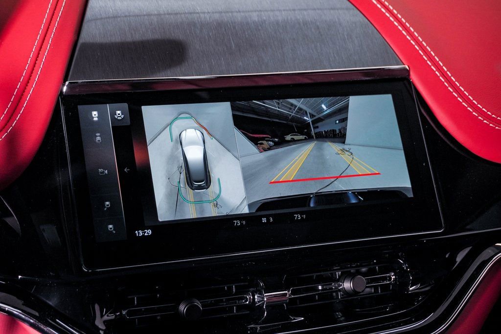 New 2026 Aston Martin DBX 707 image 28