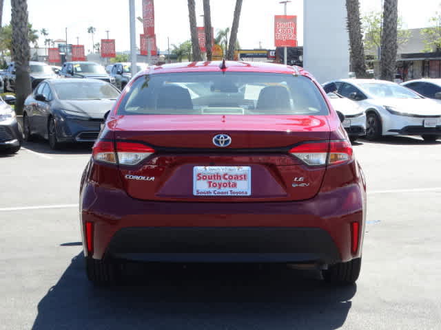 Used 2025 Toyota Corolla LE w/ LE Premium Package FWD image 15