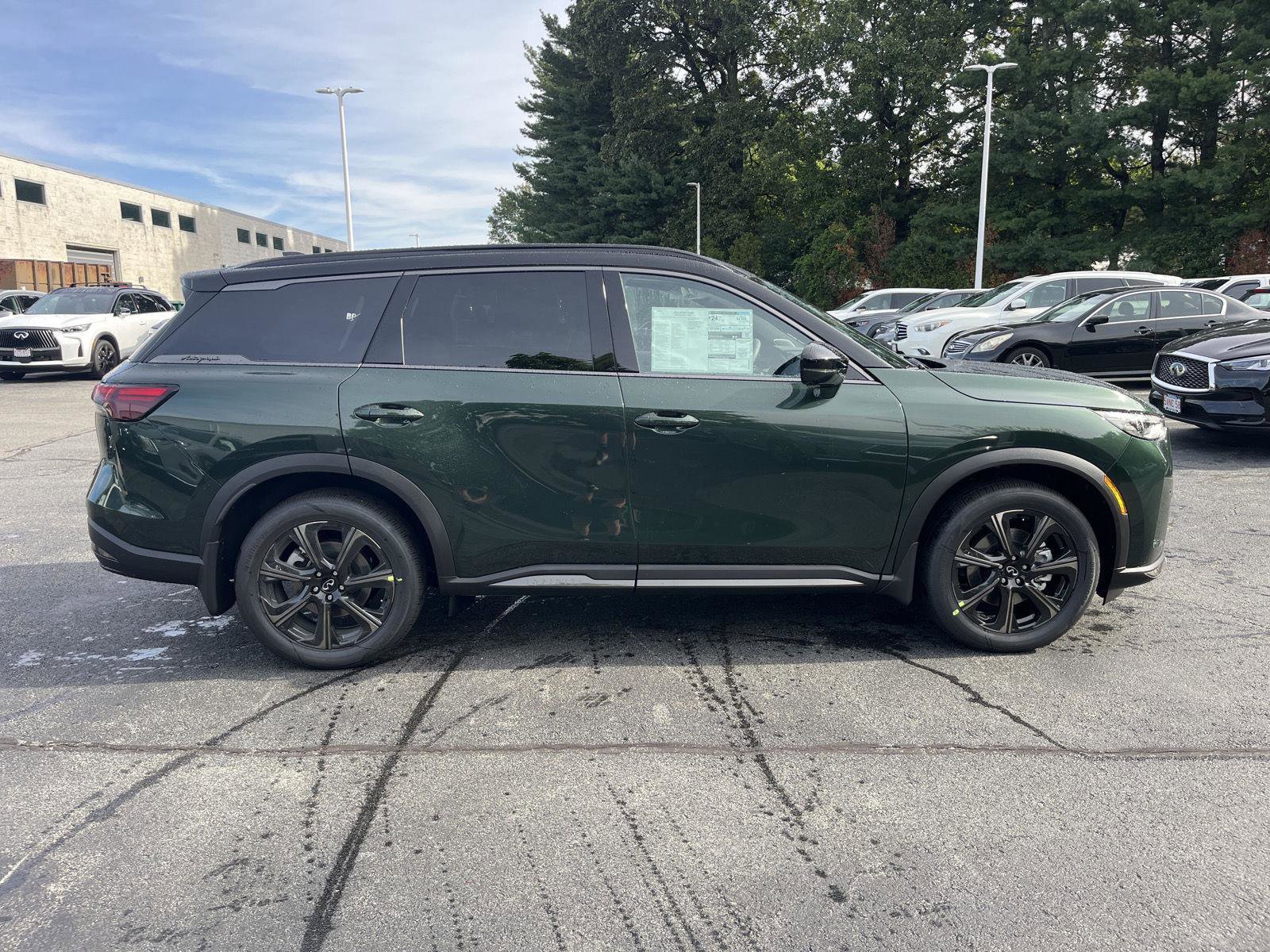 New 2026 INFINITI QX60 Autograph w/ Dark Cargo Package image 3