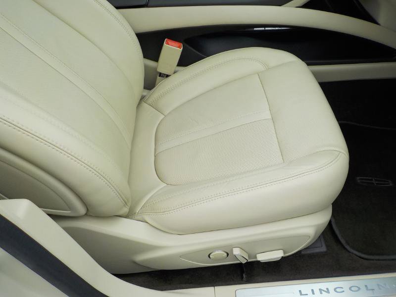 Used 2015 Lincoln MKZ Hybrid w/ Equipment Group 202A Reserve FWD image 26