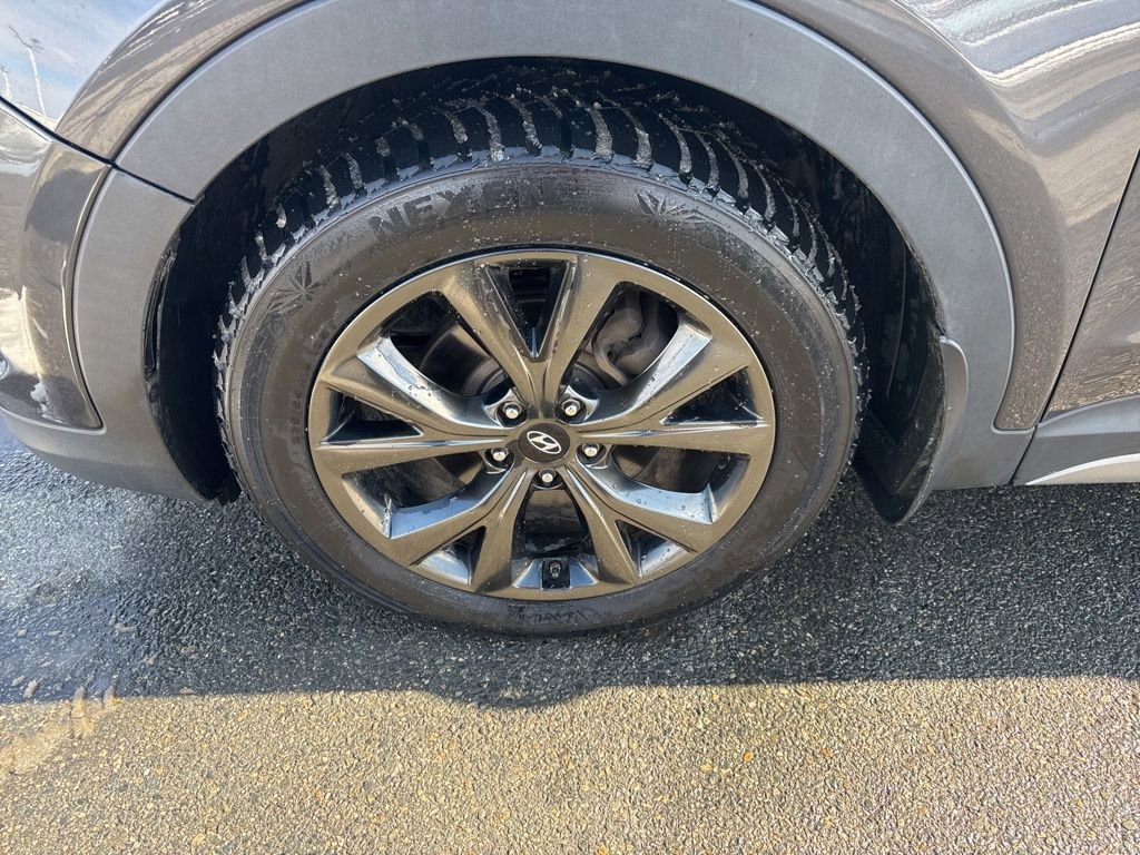 Used 2018 Hyundai Santa Fe Sport image 10