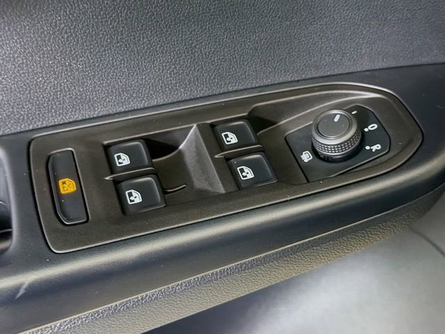 Used 2024 Volkswagen Taos S image 19