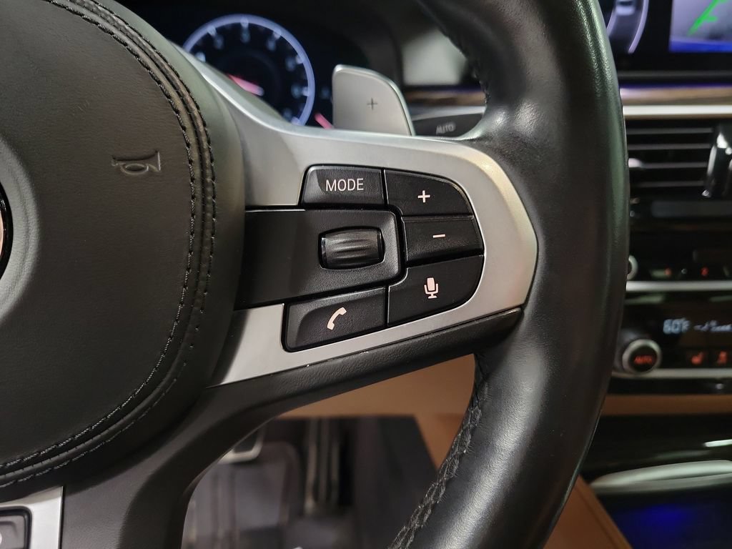 Used 2019 BMW 540i xDrive w/ M Sport Package AWD/4WD image 28