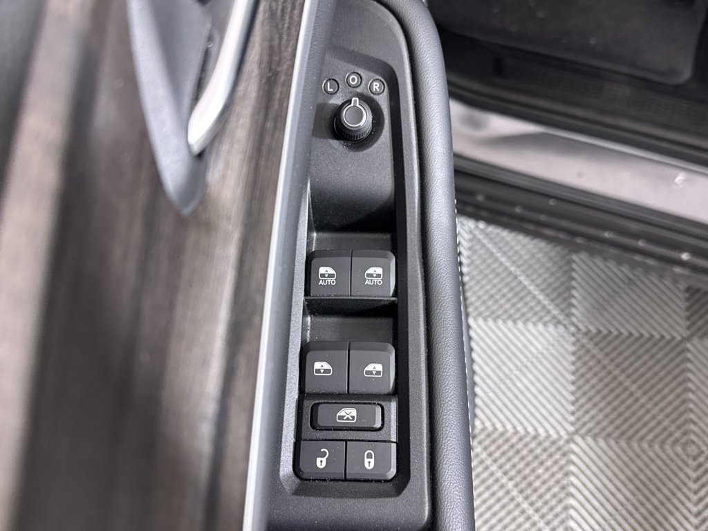New 2026 Jeep Grand Cherokee Altitude AWD/4WD image 27