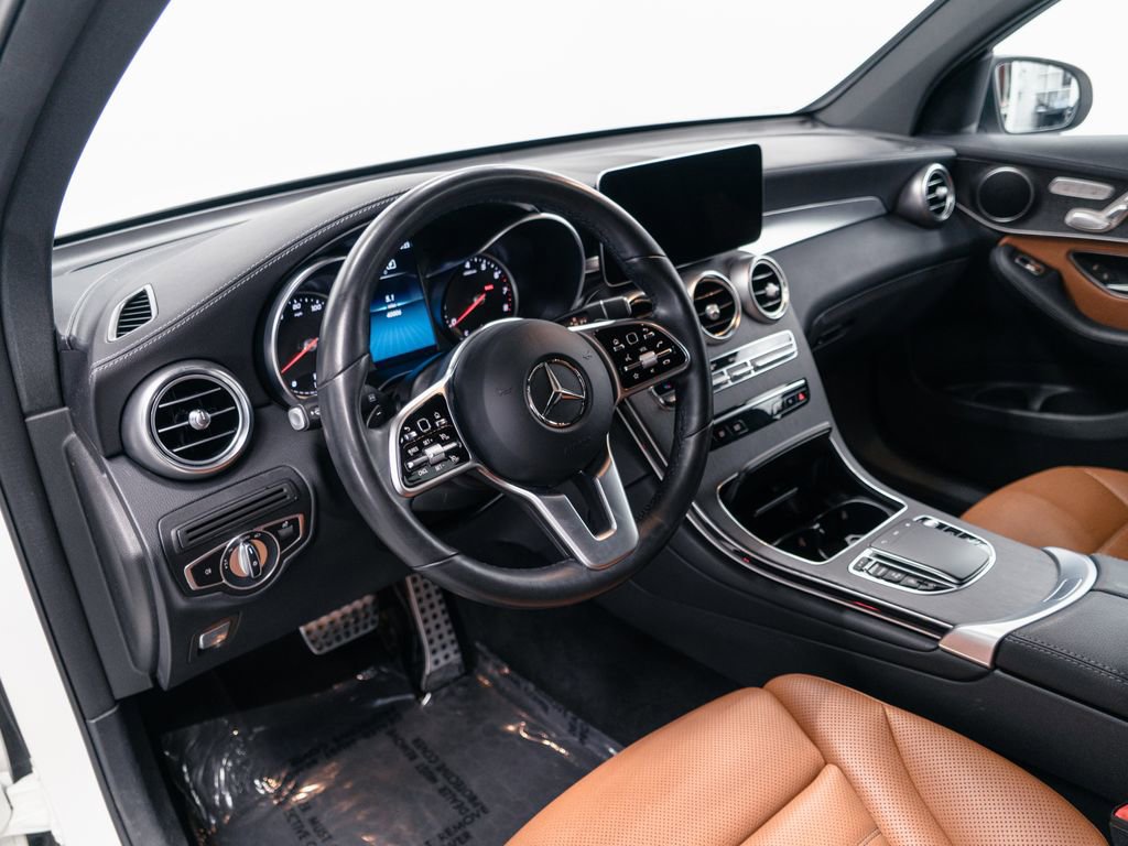 Certified 2022 Mercedes-Benz GLC 300 4MATIC Coupe image 8