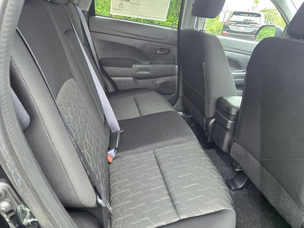 New 2027 Mitsubishi Outlander Sport ES AWD/4WD image 7