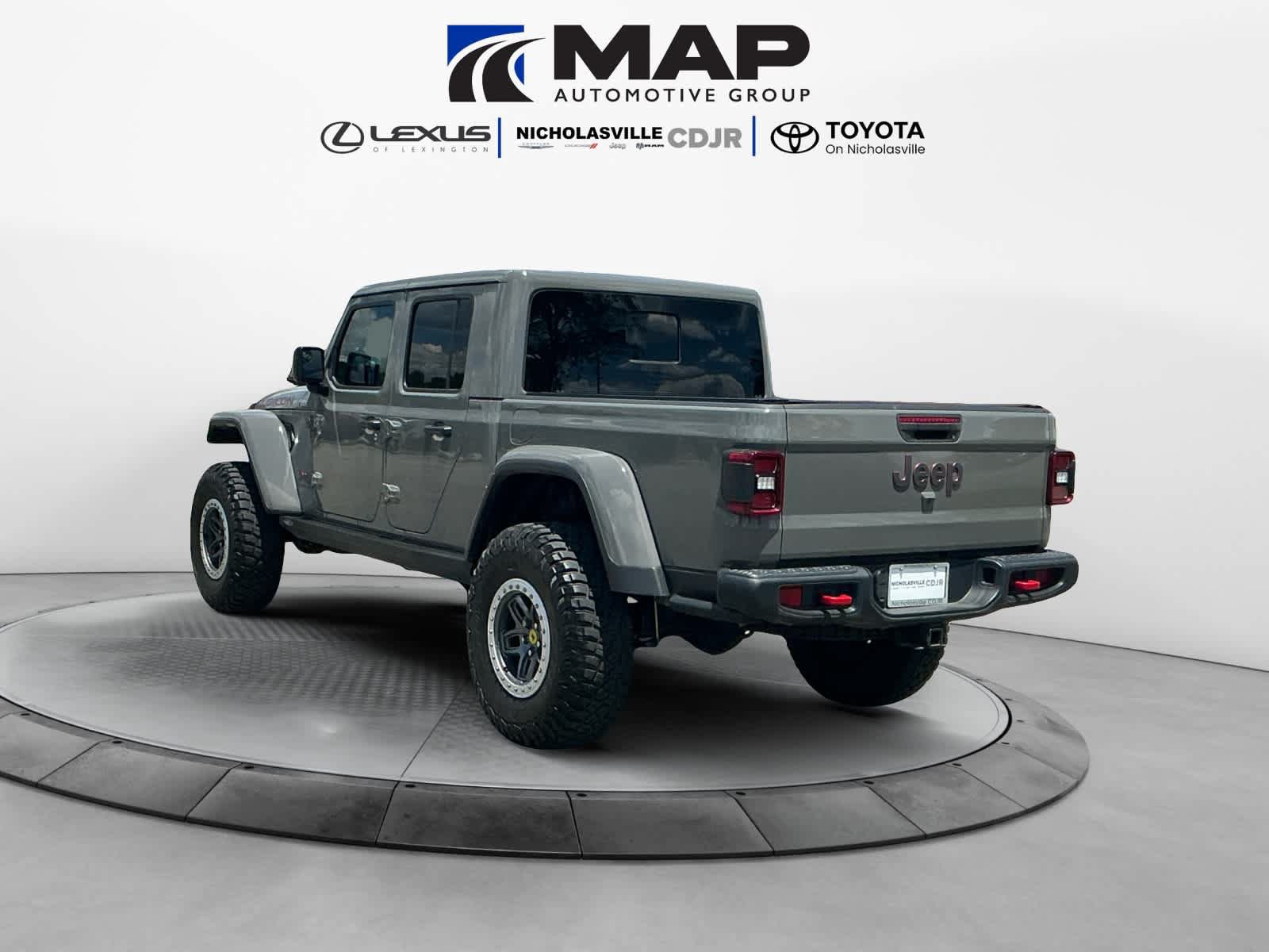 Used 2022 Jeep Gladiator Rubicon w/ LED Lighting Group AWD/4WD image 3