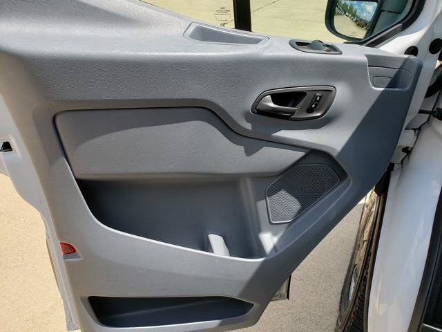 Used 2018 Ford Transit 150 XL RWD image 11