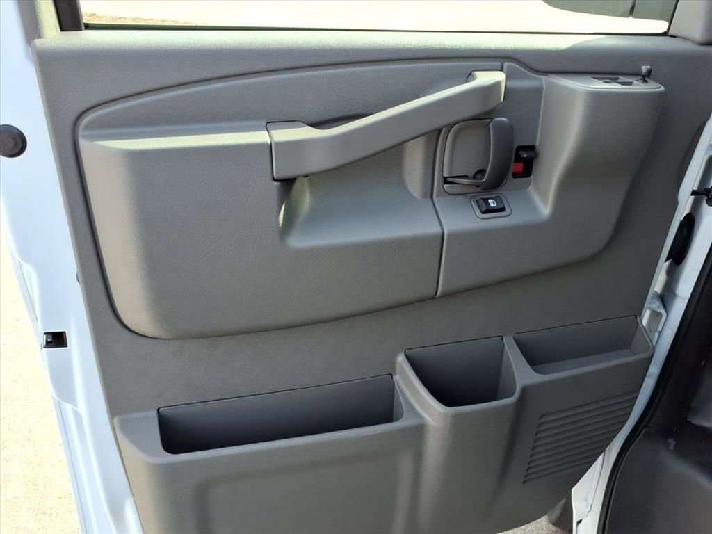 New 2026 Chevrolet Express 2500 Extended w/ Driver Convenience Package image 19